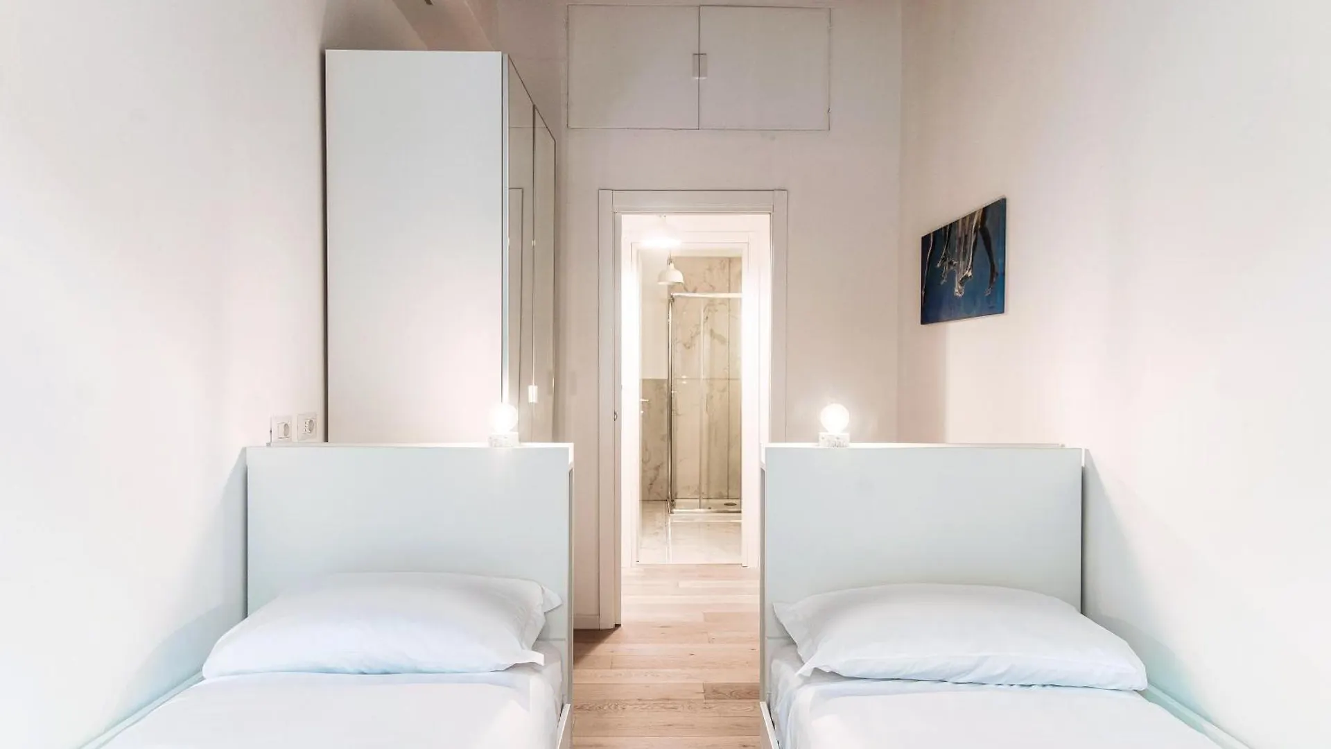 Suite Joivy Bv 66 Como Apartment